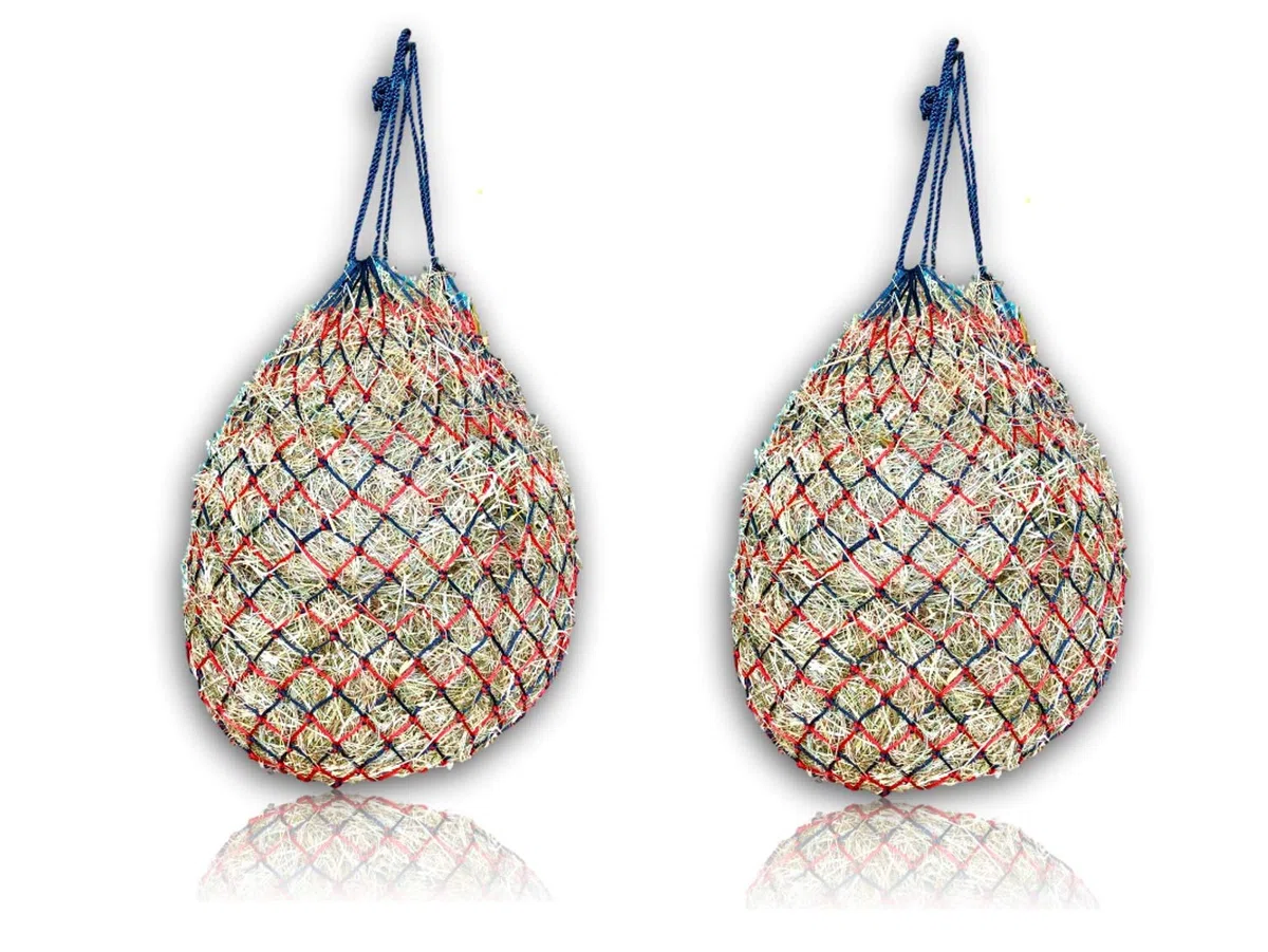 Rete da fieno extra grande per cavalli, 5 x 5 cm, maglie adatte alle specie, migliore digestione, sacco da viaggio, per pony, cavalli giovani, capre (2 nero-rosso)