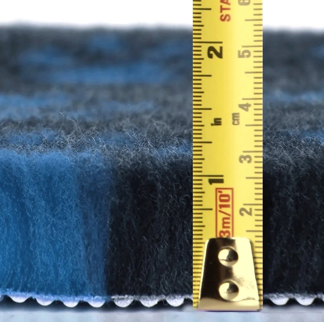 Profleece® NonSlip Vet Bedding Originale Tappeto per Cani e Gatti Incontinenti, Anziani, Malati cm 100x75 Termoisolante, Filtra i Liquidi, Mantiene il Pelo Asciutto. (Azzurro)
