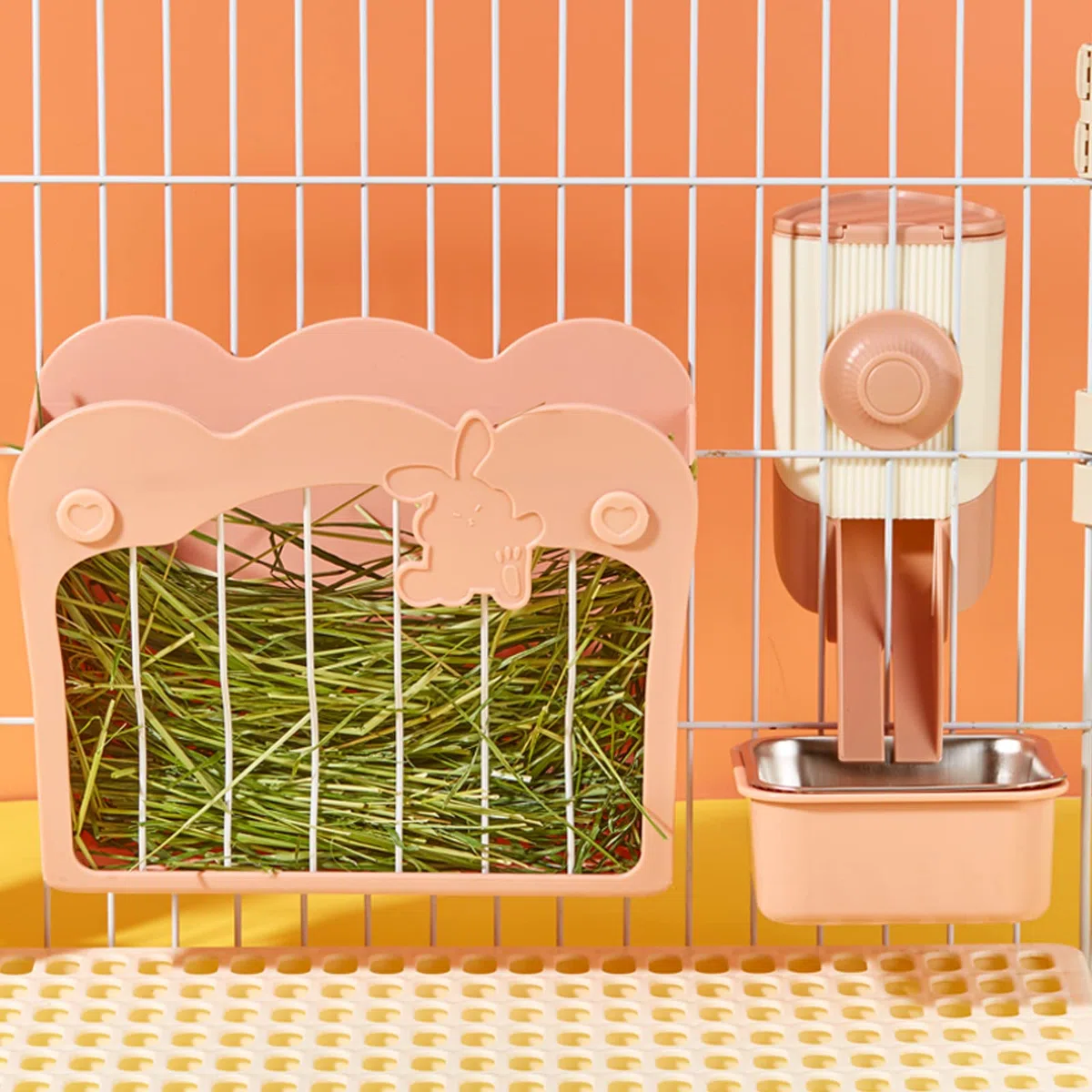 Porta Fieno Conigli, Set di alimentazione 3 in 1 con ciotola per cibo e imbuto sospeso per gabbia, Mangiatoia per Coniglio Cavia Cincillà Piccoli Animali (Rosa)