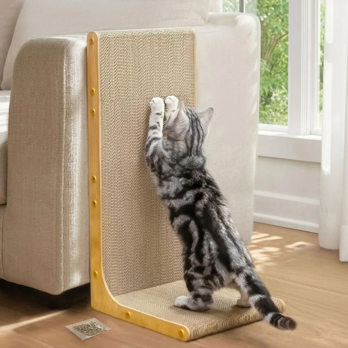 Conlun Graffietto per Gatti, 58 cm Forma a L da Parete, Tiragraffi Verticale, Cartone Resistente per Proteggere i Mobili da Gatti Domestici, Grande,Effetto legno