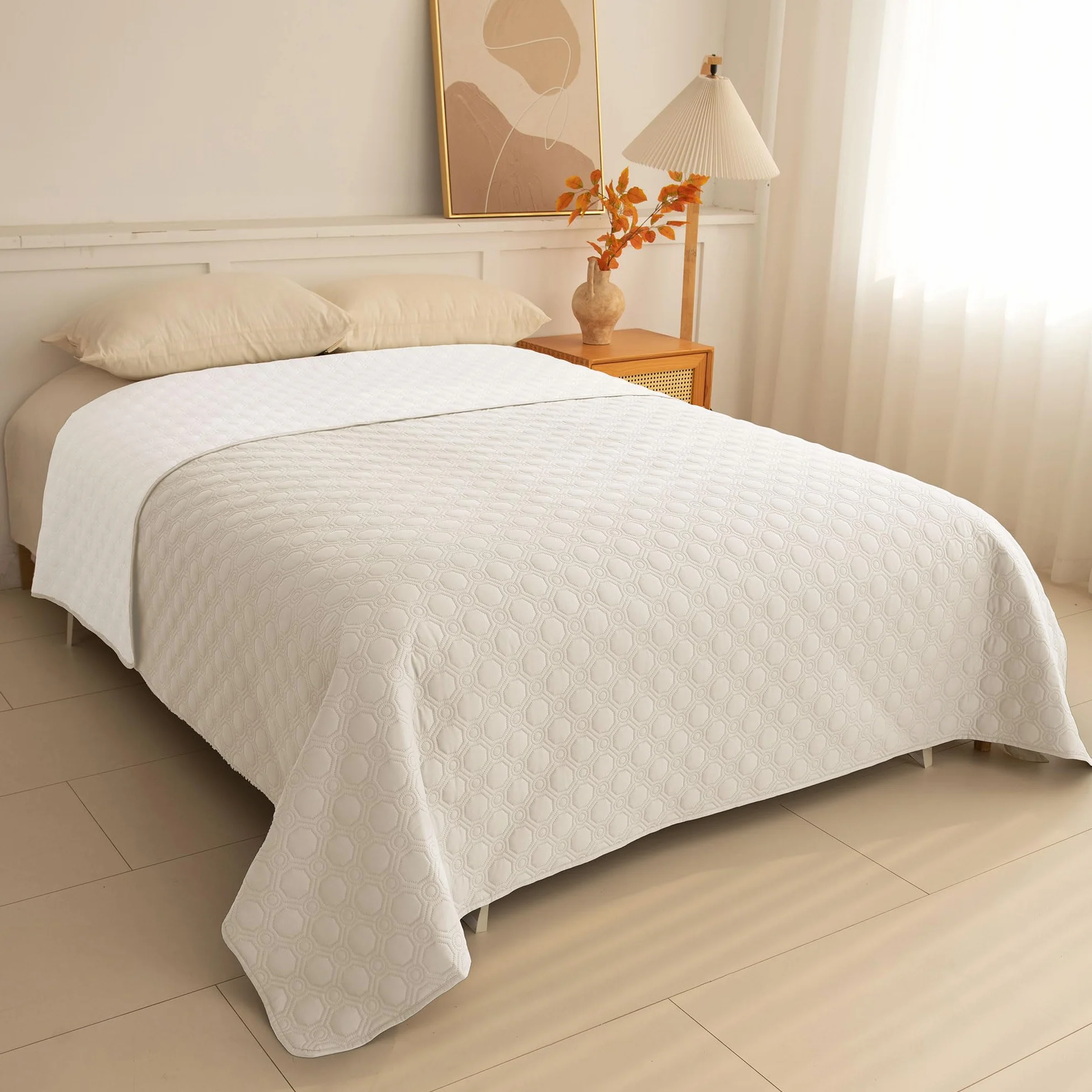 TIANSHU Coperta Impermeabile per Letto e Divano, Copriletto Antiscivolo Lavabile a Doppia Faccia, Coperta Resistente per Cani e Gatti (137x208cm, Beige)