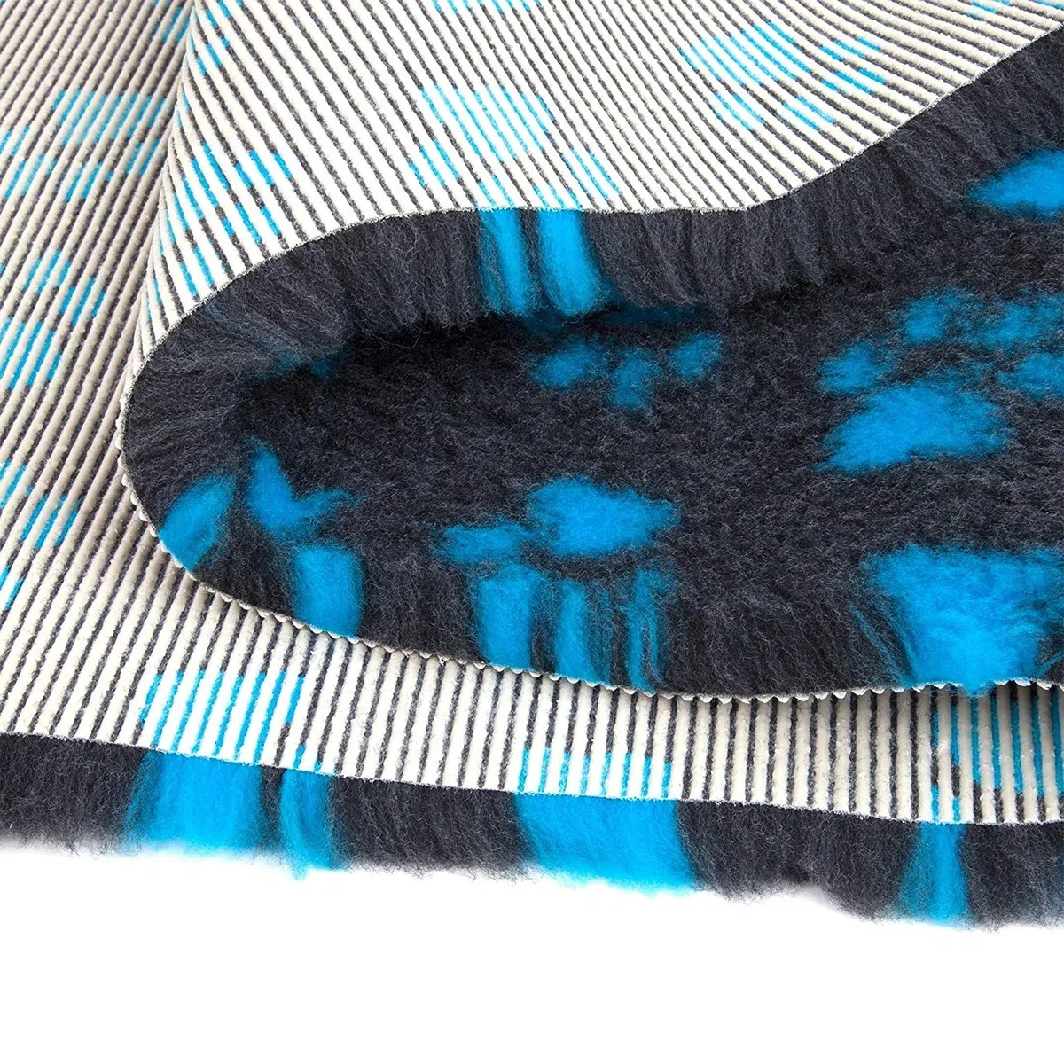 Profleece® NonSlip Vet Bedding Originale Tappeto per Cani e Gatti Incontinenti, Anziani, Malati cm 100x75 Termoisolante, Filtra i Liquidi, Mantiene il Pelo Asciutto. (Azzurro)