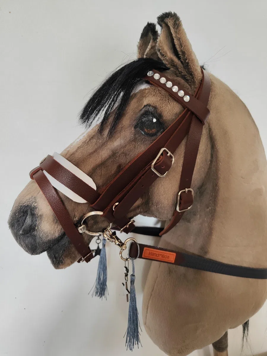 Briglia per hobby horse, finimenti imbottiti bianchi inclusi redini, accessori per hobbyhorsing, senza cavallo