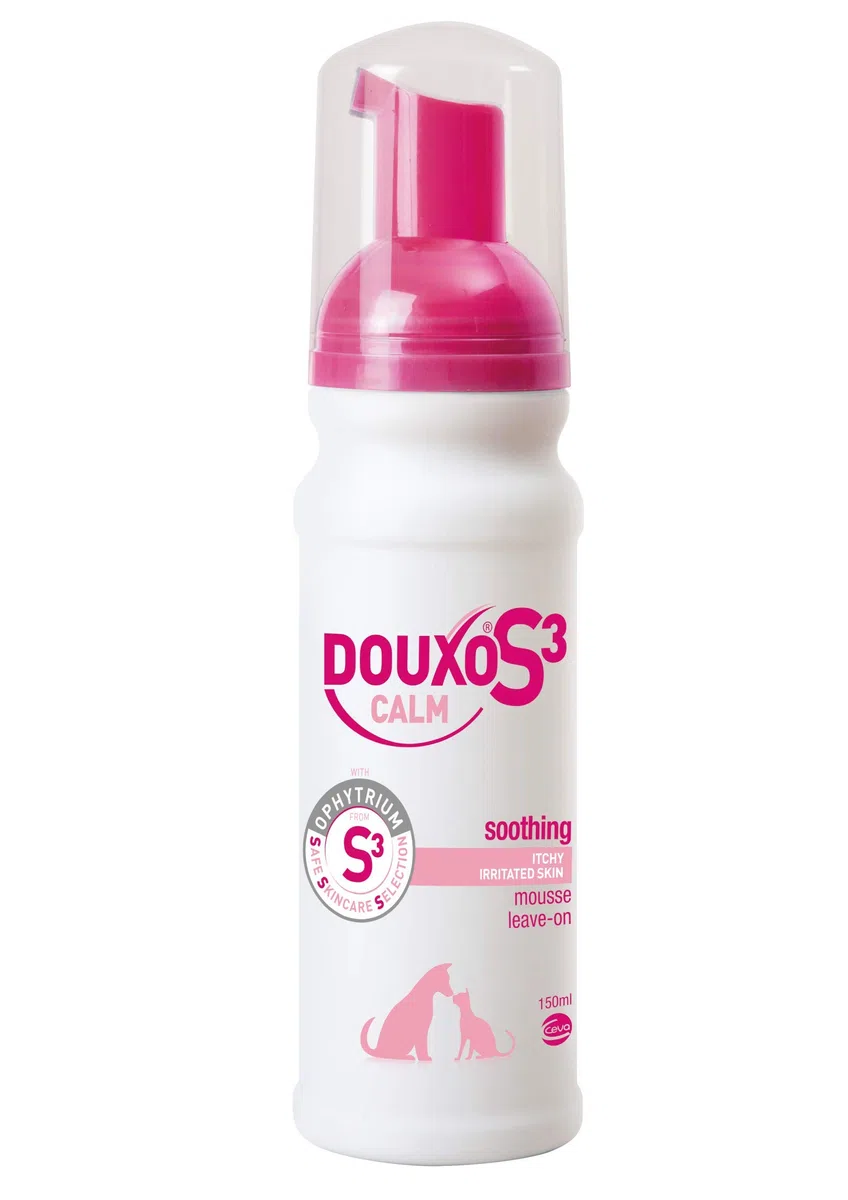 DOUXO® S3 CALM Mousse Lenitiva - 150 ml - per Cani e Gatti con Prurito, Irritazione e Pelle Sensibile - Idrata e Protegge la Pelle Pruriginosa - Fragranza Ipoallergenica - Sollievo Anti-prurito