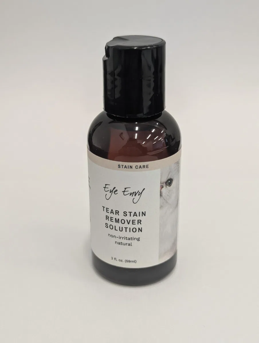 Eye Envy Tear Stain Remover Solution for Cats|100% Natural And Safe|Recommended by Breeders/vets/Cat fanciers/Groomers|Contains colloidal Silver|Remove Stains from Fur on Persians And Exotics (2oz)