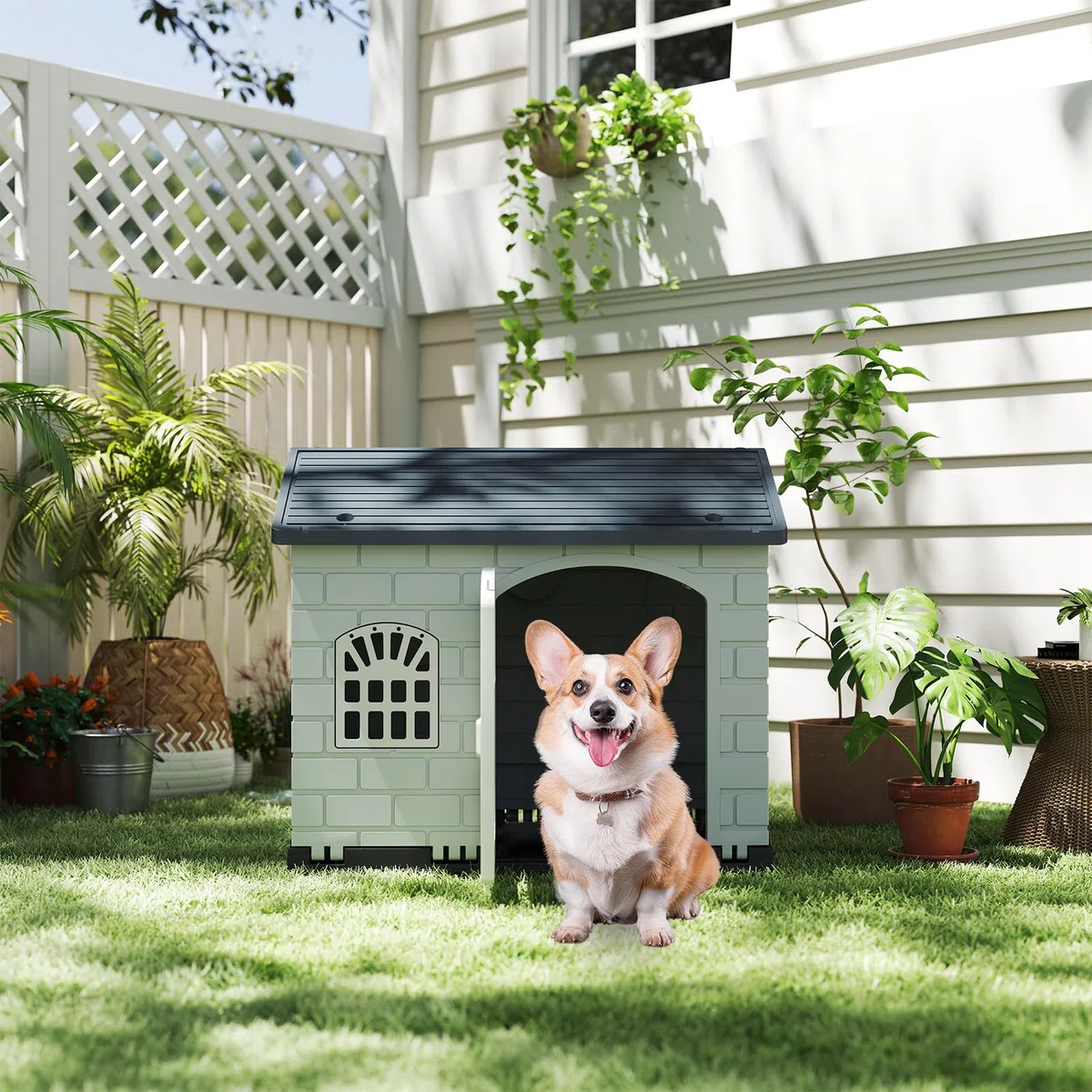 COSTWAY Cuccia per Cani da Esterno ed Interno, Casetta per Cani con Porta Bloccabile, 3 Finestre e Tetto Inclinato, Cucce in Plastica Impermeabile per Cagnolini Piccoli, 75 x 58 x 65 cm (Grigio)