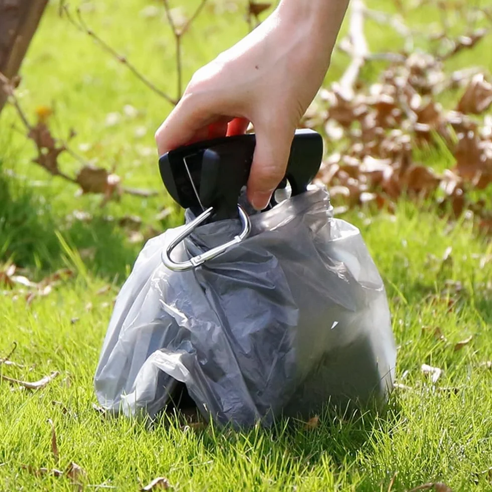 Paletta Portatile per Escrementi di Cani e Gatti, raccoglitrice Portatile di feci di Animali con 1 Rotolo di Piccolo Sacchetto della Spazzatura