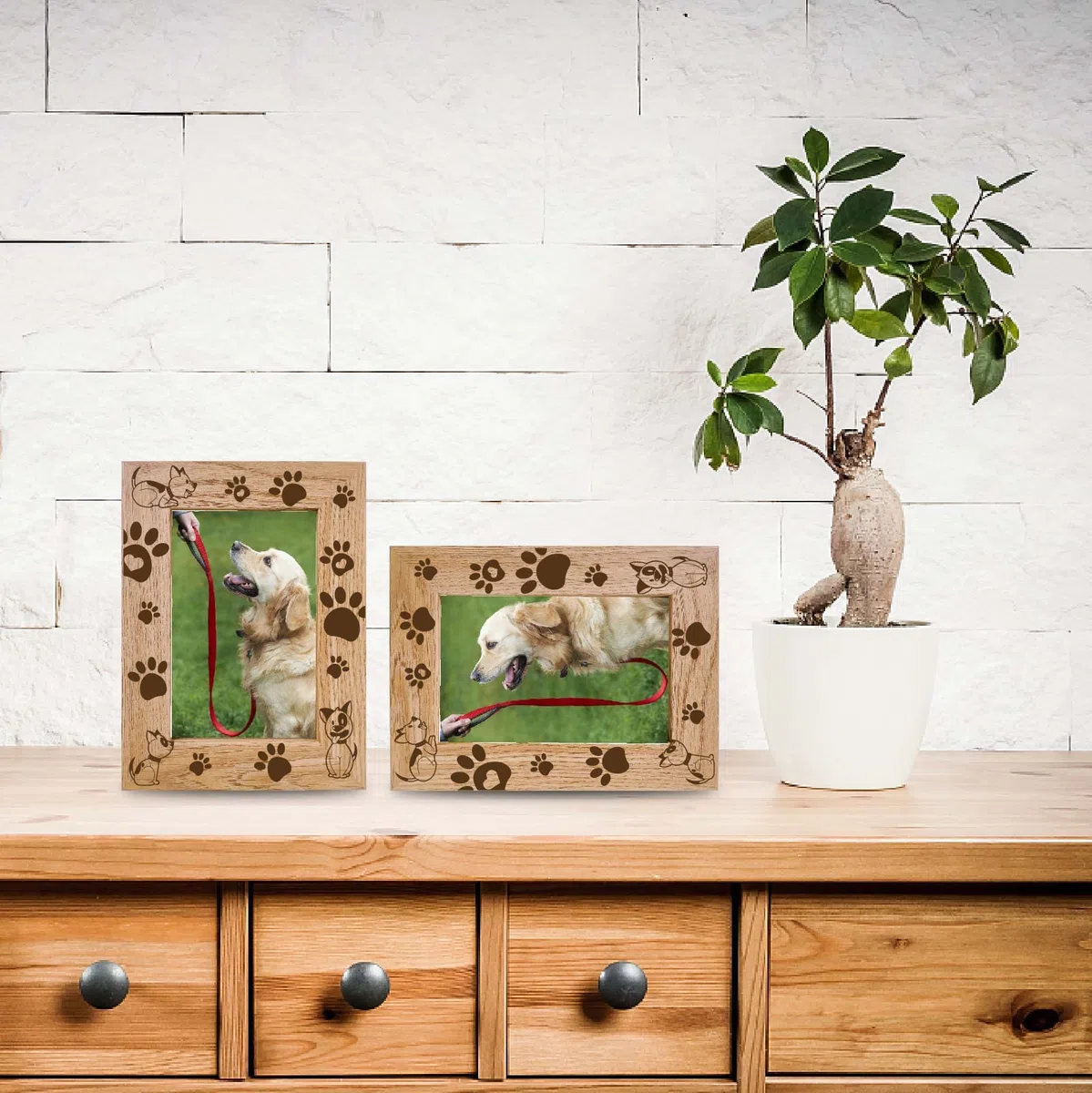 CREATCABIN Cornice in Legno Inciso Zampa di Cane Cucciolo da Tavolo 4" x 6" Cornice per Foto in Legno Naturale Verticale Vetrata Memoriale per Animali Domestici per La Decorazione della Scrivania di